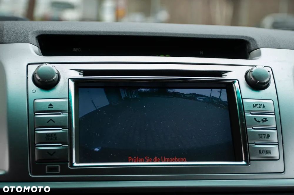 Toyota Hilux 3.0 D-4D Invincible - 16