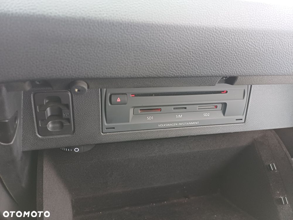 Volkswagen Passat 2.0 TDI BMT Highline - 19