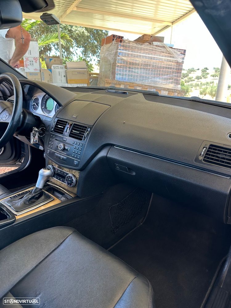 Mercedes-Benz C 320 - 7