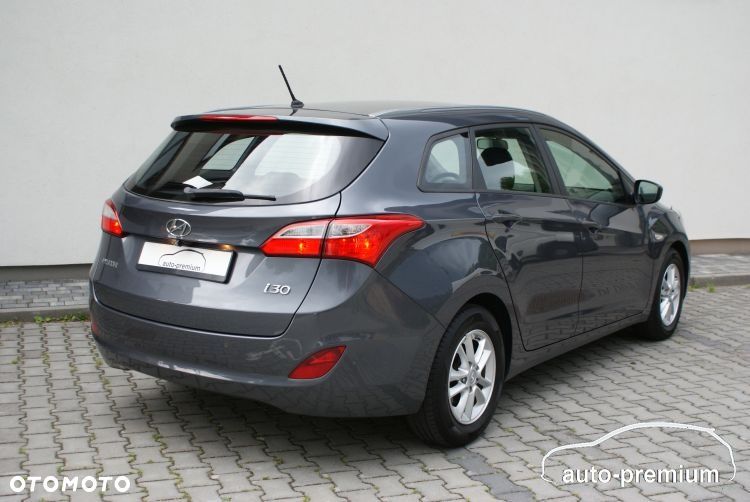 Hyundai i30 1.6 Premium - 4