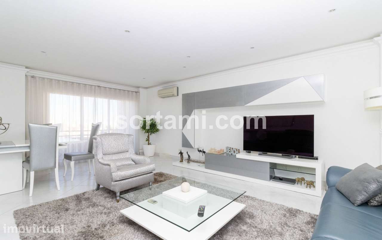 Apartamento T3 Venda em Quarteira,Loulé - Grande imagem: 2/32