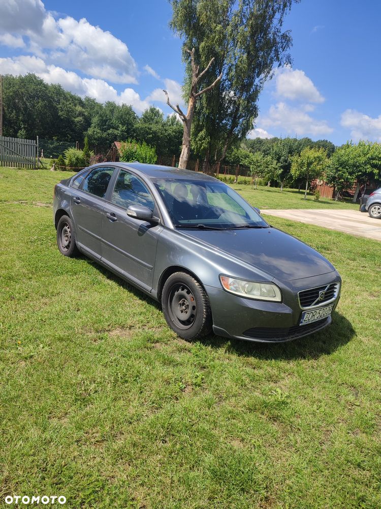 Volvo S40 - 1