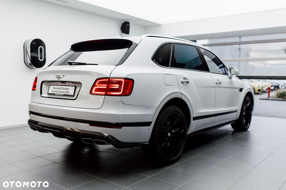 Bentley Bentayga - 32