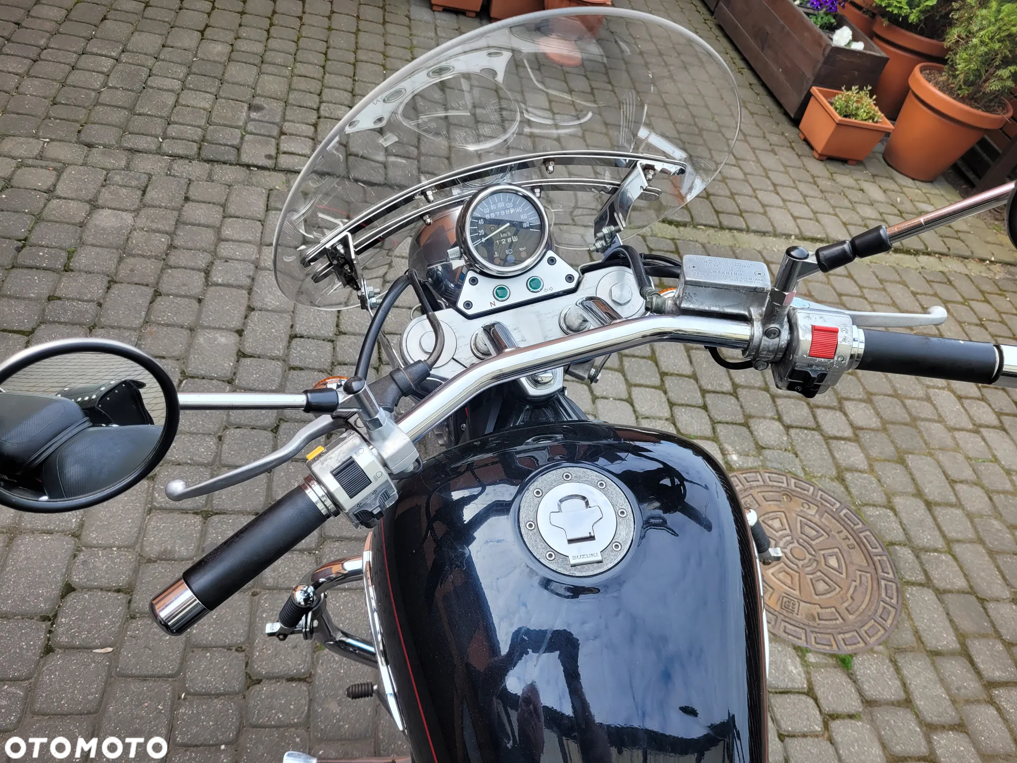 Suzuki Marauder - 10