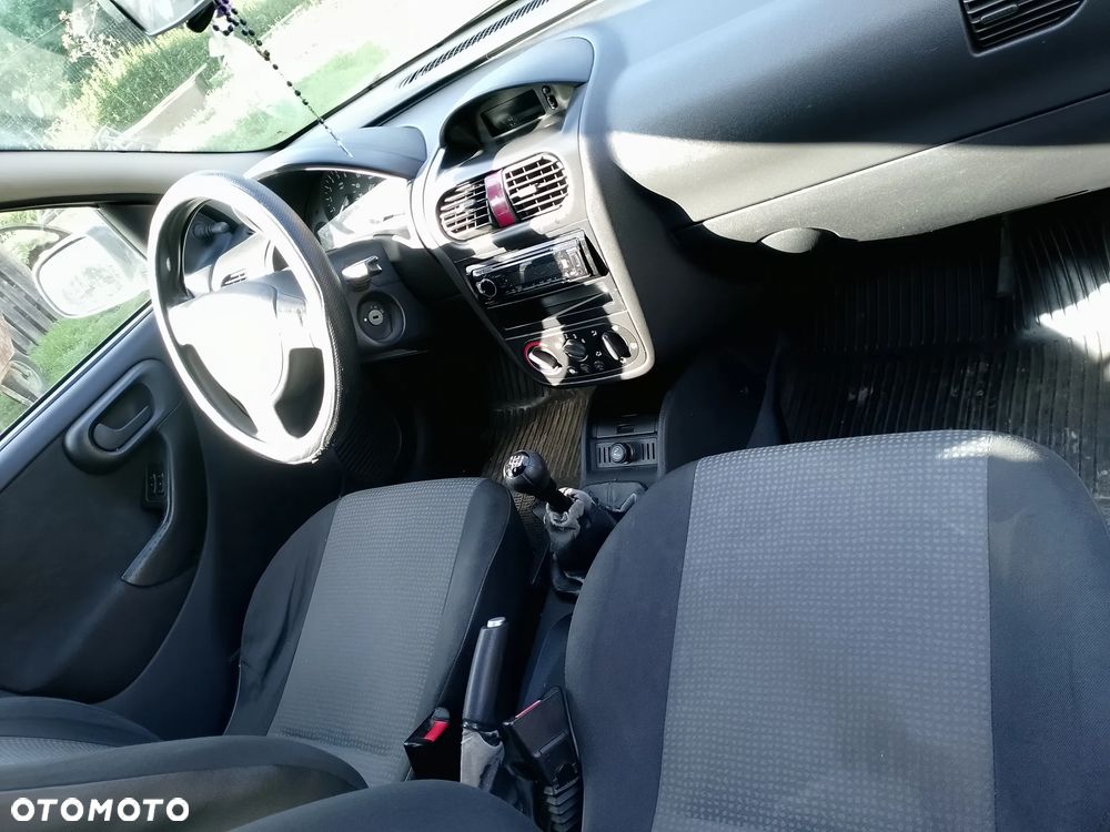 Opel Corsa 1.3 CDTI Cosmo - 4