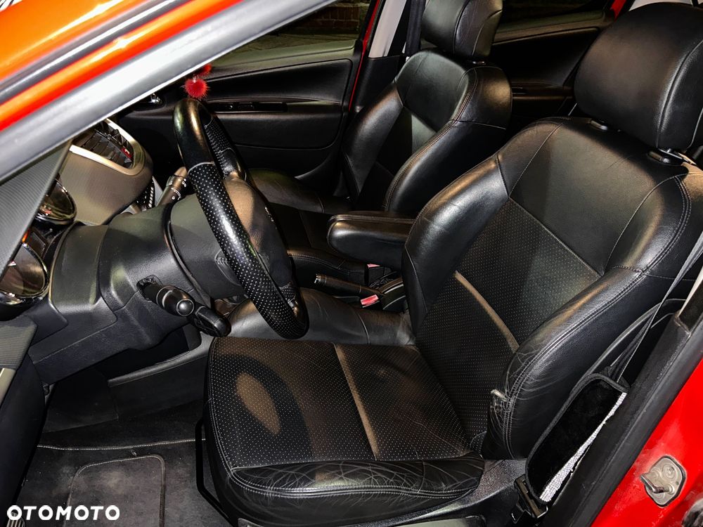 Peugeot 207 1.6 HDi Sporty - 3