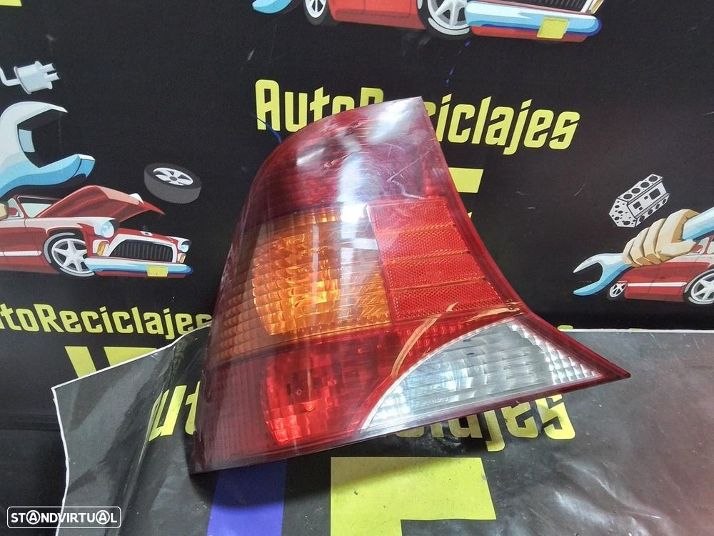 FAROLIM TRASEIRO ESQUERDO FORD FOCUS 1998 - 3