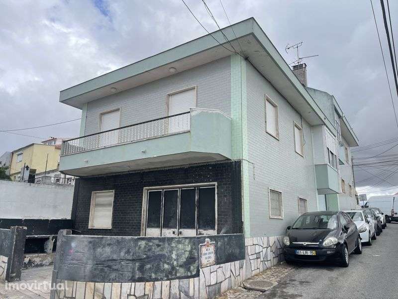 Apartamento T2 em Moradia serra da silveira-Belas - Grande imagem: 2/12