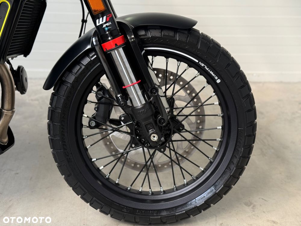 Husqvarna Svartpilen - 10