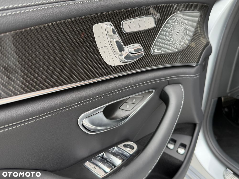 Mercedes-Benz AMG GT 63 S E 4-Matic+ - 40