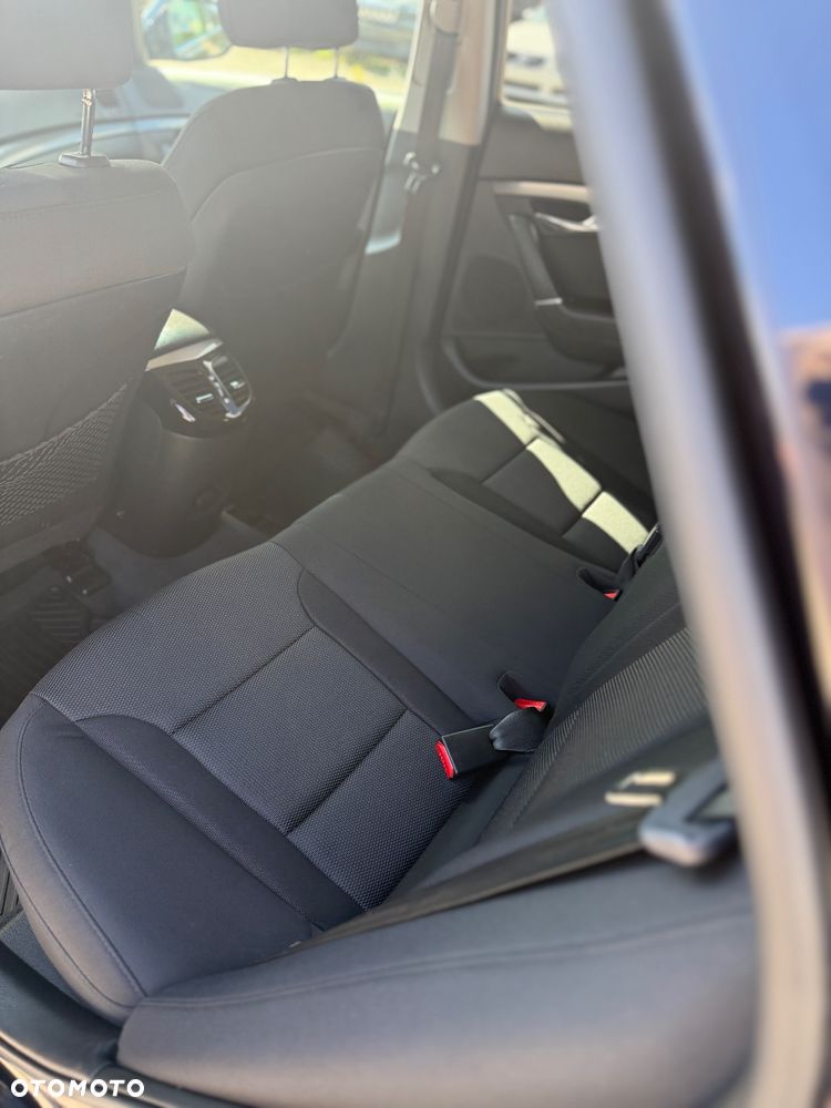 Hyundai i40 1.6 GDI Comfort + - 27
