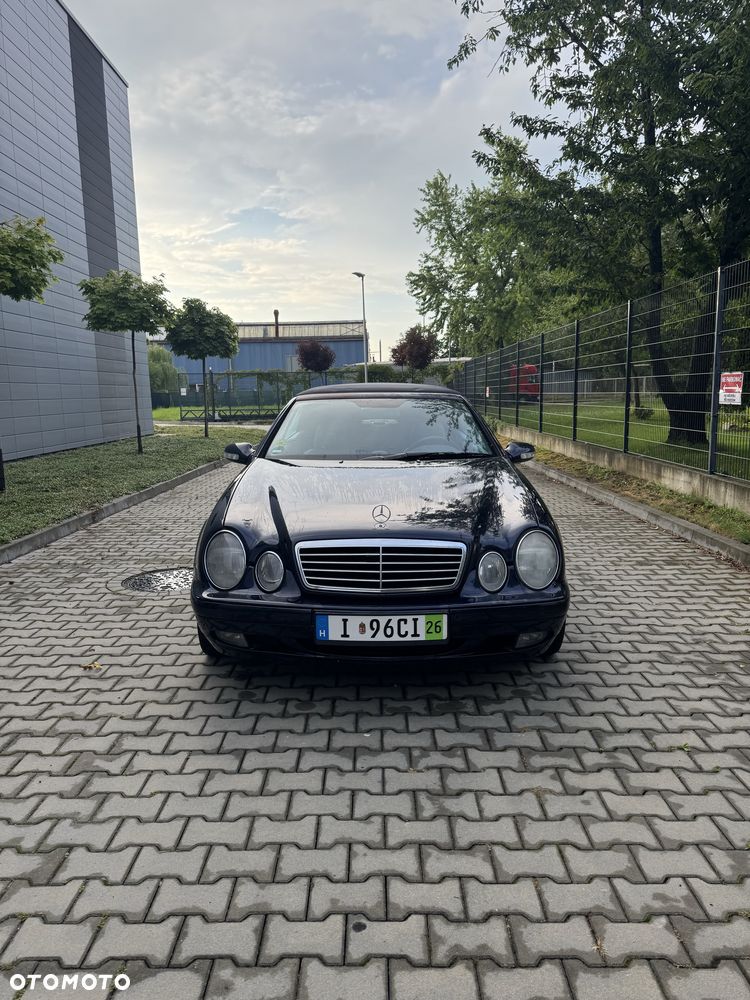 Mercedes-Benz CLK - 2