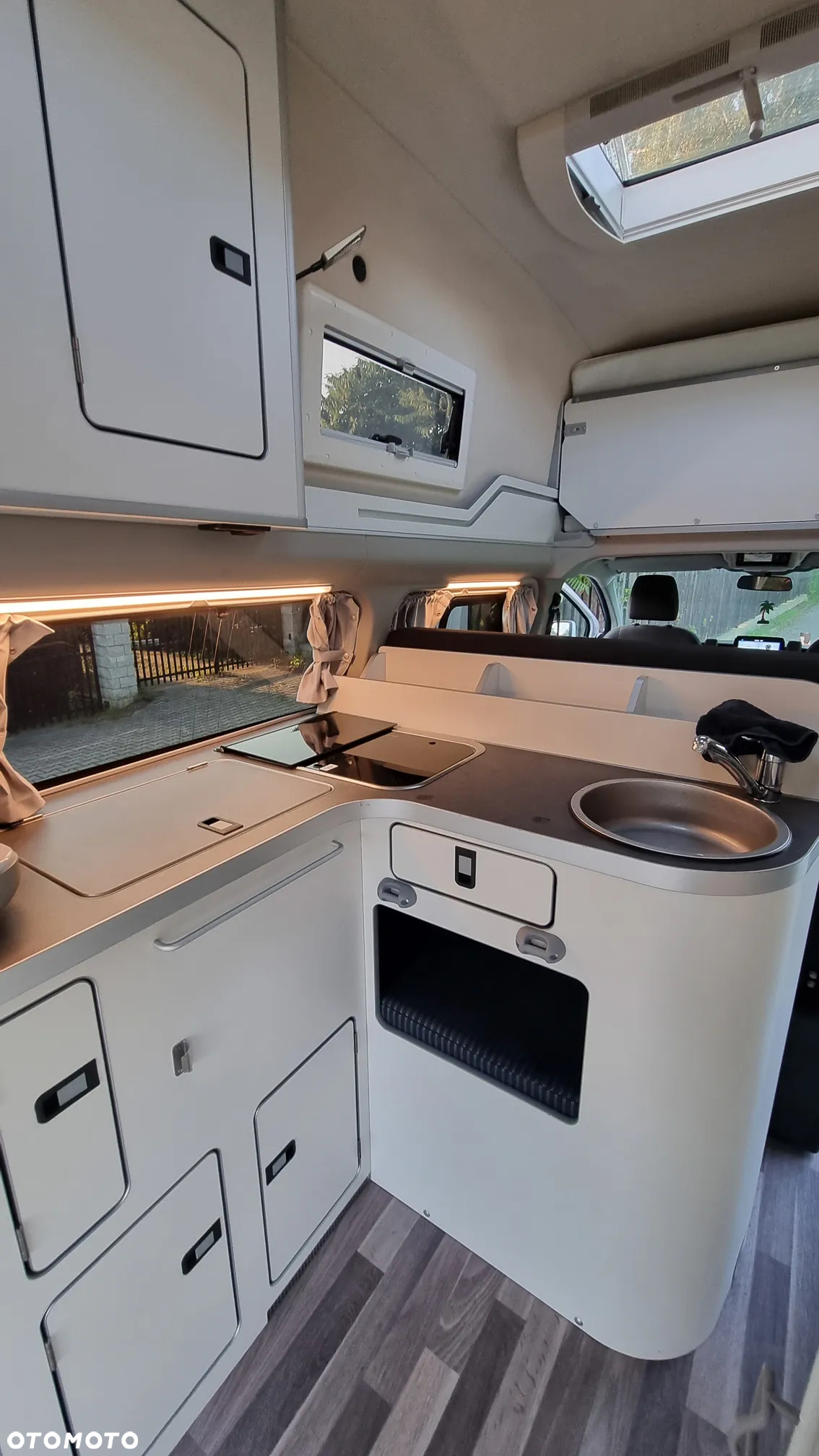 Westfalia Nugget - 16