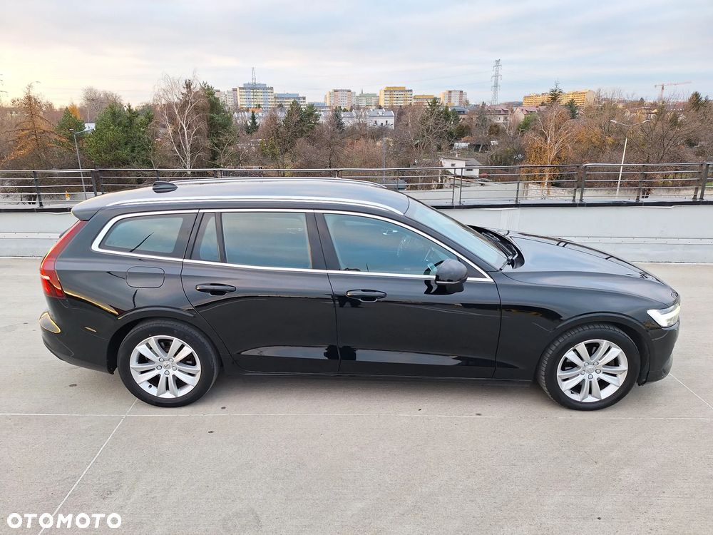 Volvo V60 D4 Momentum Pro - 8
