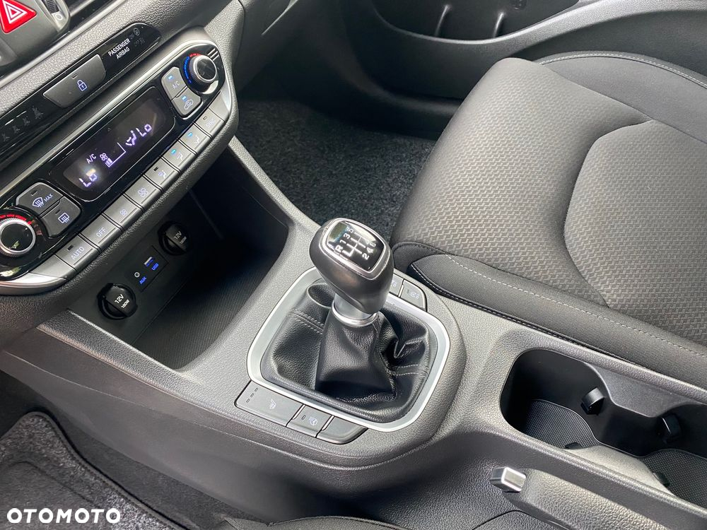 Hyundai i30 1.0 T-GDI Intro Edition - 18