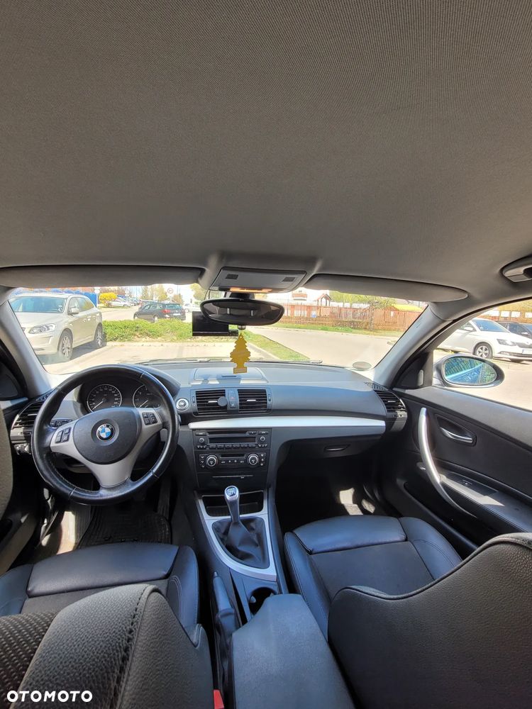 BMW Seria 1 - 18