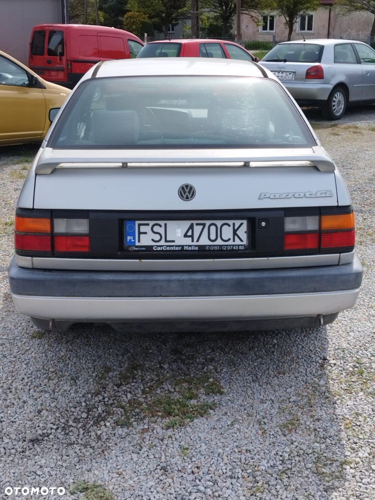 Volkswagen Passat 2.0 GL - 7