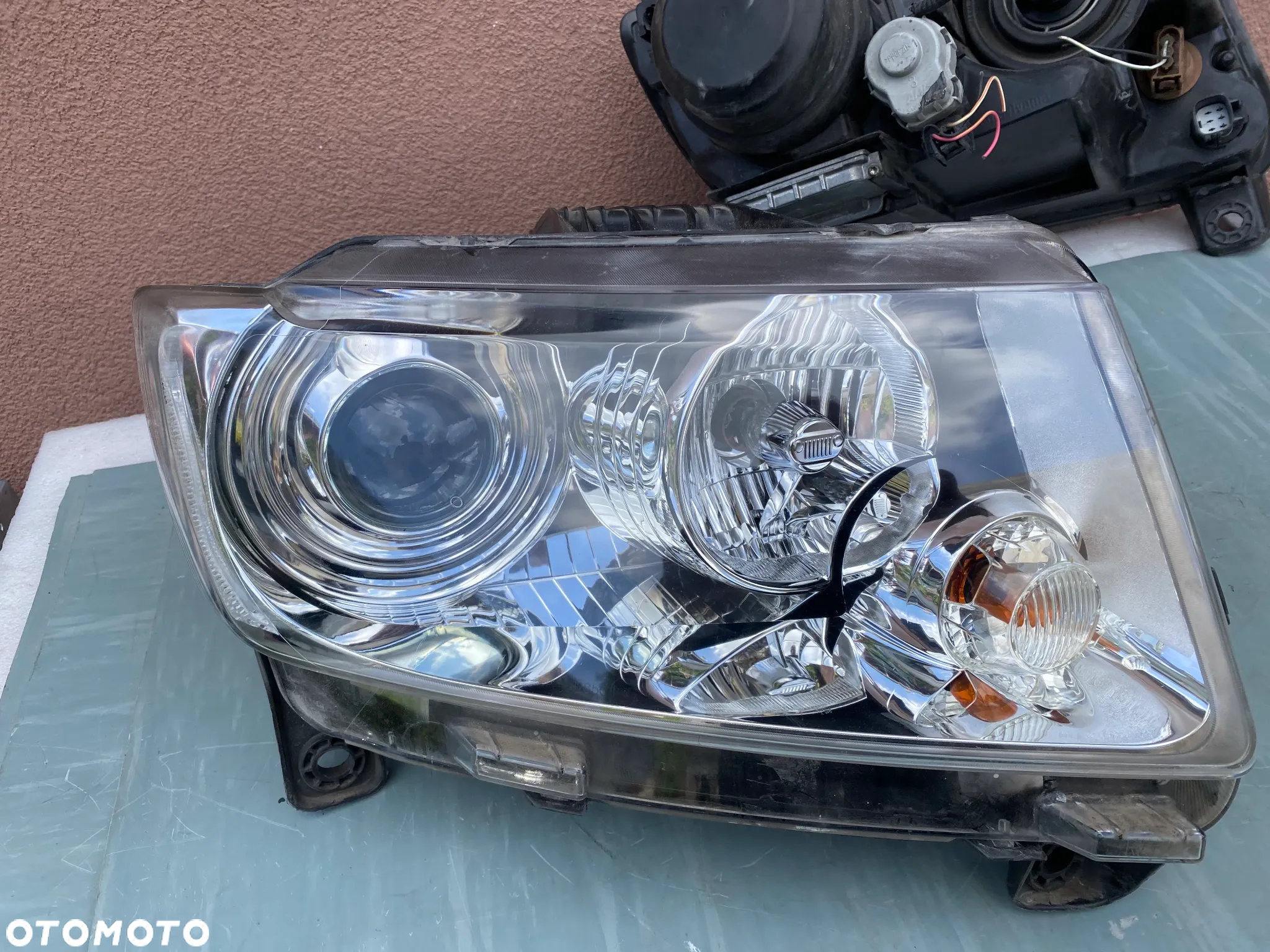 lampy grand cherokee WK2 bi xenon przed liftem eu całe - 9