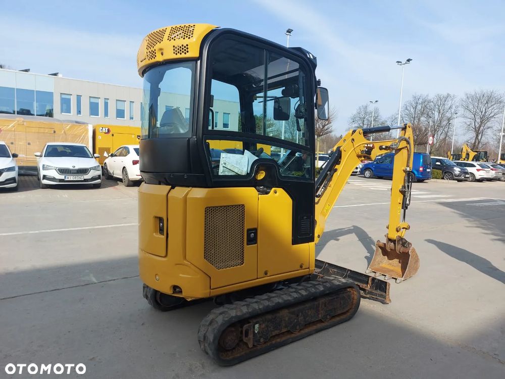 Caterpillar 301.8 - 4