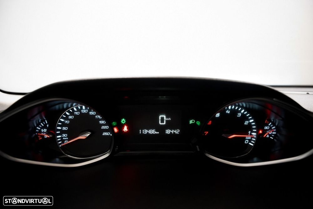 Peugeot 308 SW 1.2 PureTech Allure - 14