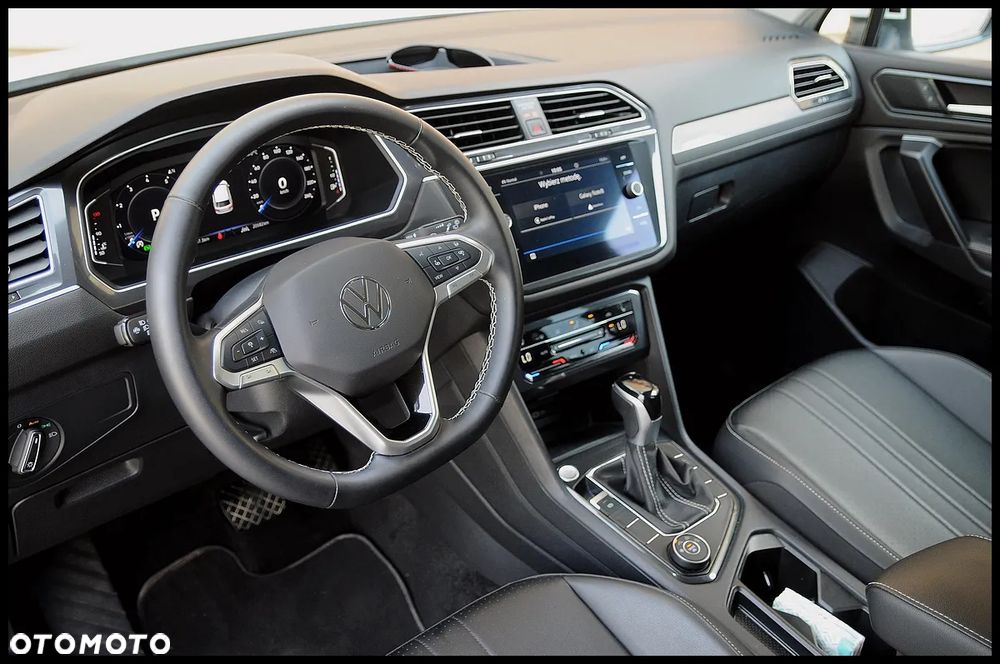 Volkswagen Tiguan 2.0 TSI 4Mot Comfortline DSG - 25