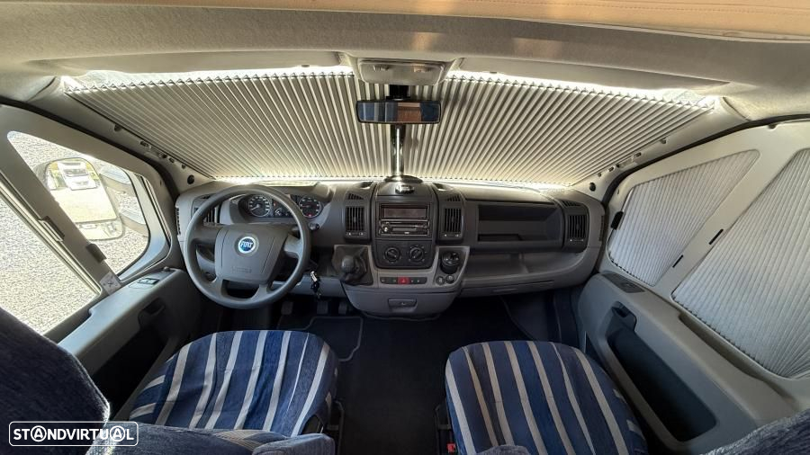Burstner Privilége T630 cama francesa - 5