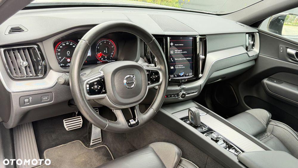 Volvo XC 60 B5 B AWD Geartronic RDesign - 23