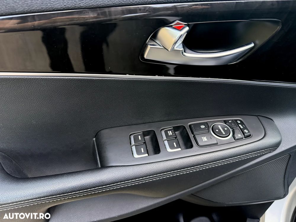 Kia Sorento 2.0 DSL 6AT 4x4 Nova - 23