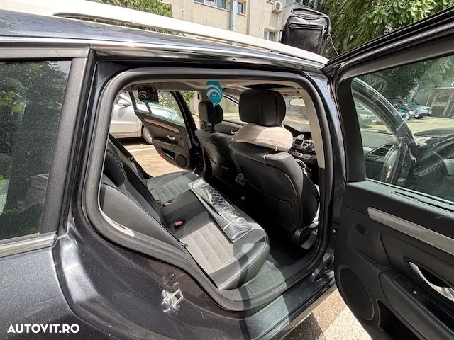 Renault Laguna Grandtour dCi 110 FAP Paris Business - 9