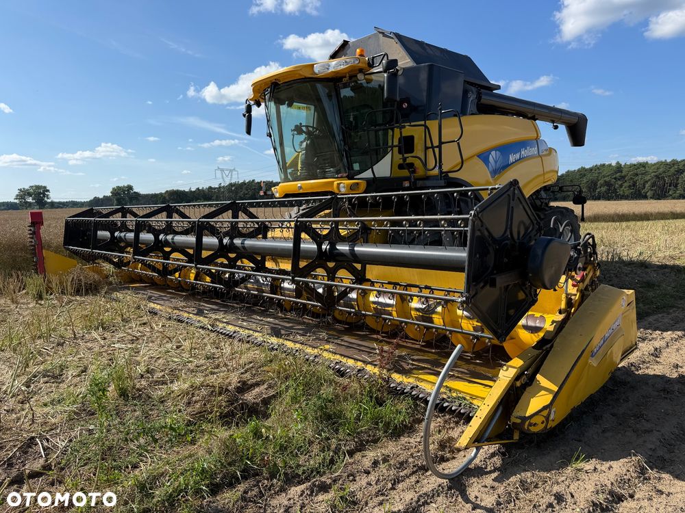 New Holland CR 9080 - 13