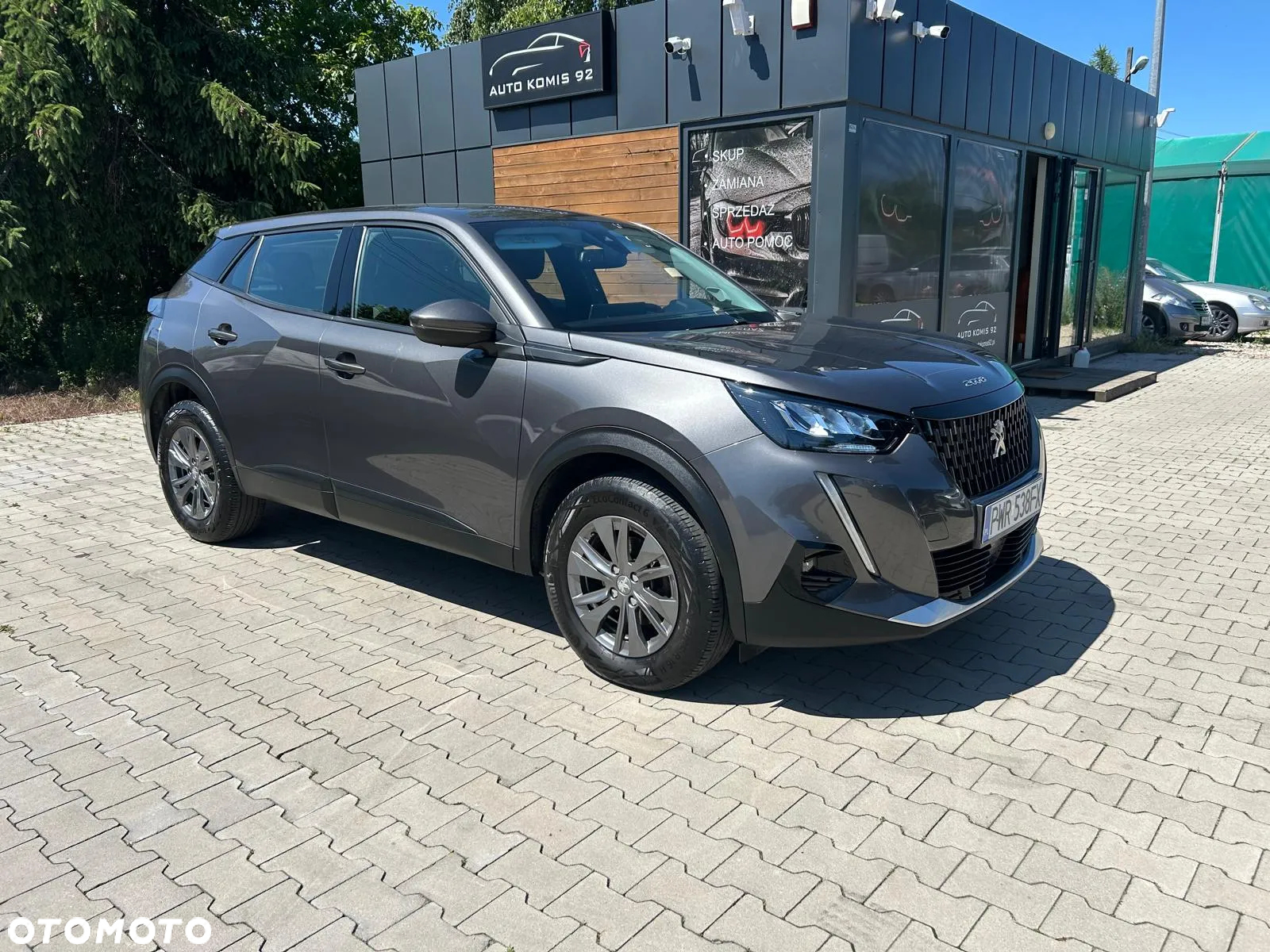 Peugeot 2008 PureTech 130 Stop&Start EAT6 Signature - 2