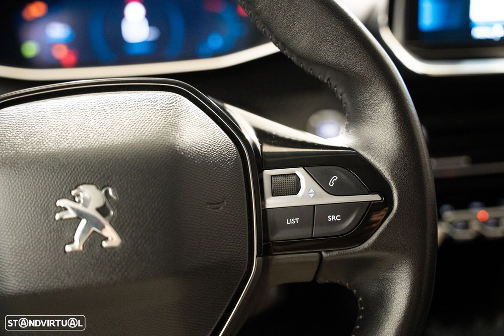 Peugeot 208 1.2 PureTech Allure - 21