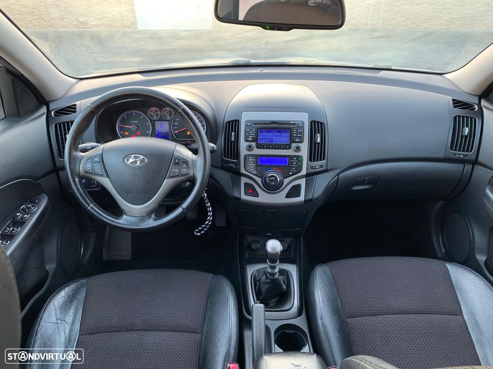 Hyundai i30 1.6 CRDI STyle CPF - 8