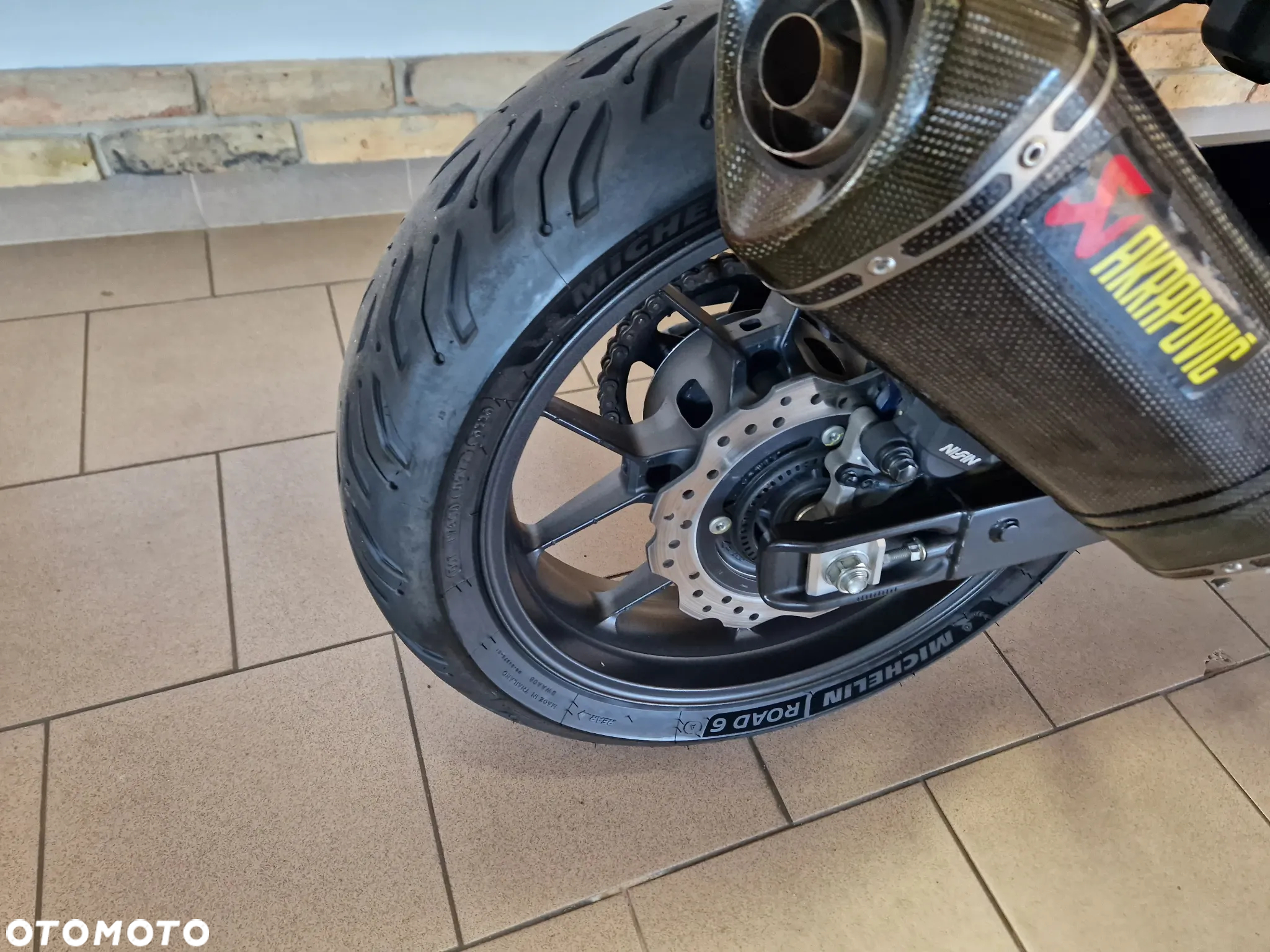 Honda Hornet - 25