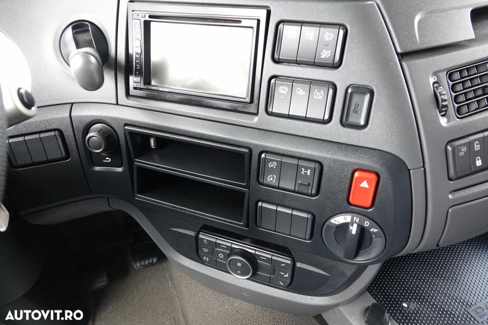 DAF XF 530 / CABINĂ SPATIALĂ / ANVELOPE 100% / EURO 6 - 31