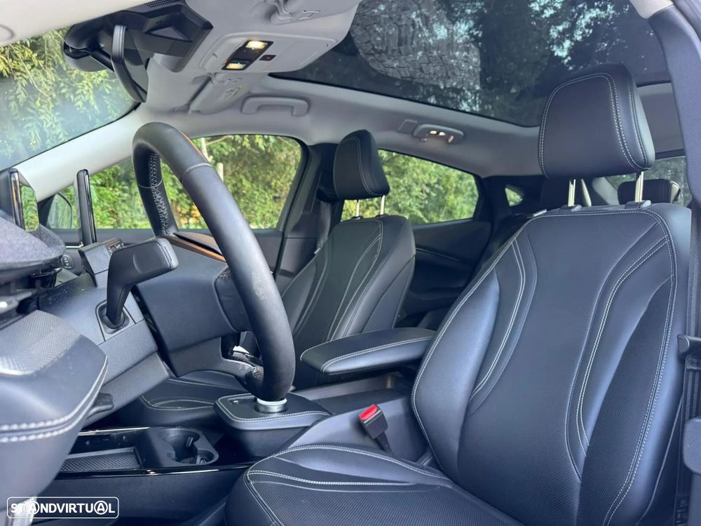 Ford Mustang Mach-E 75.7 kWh Base - 25