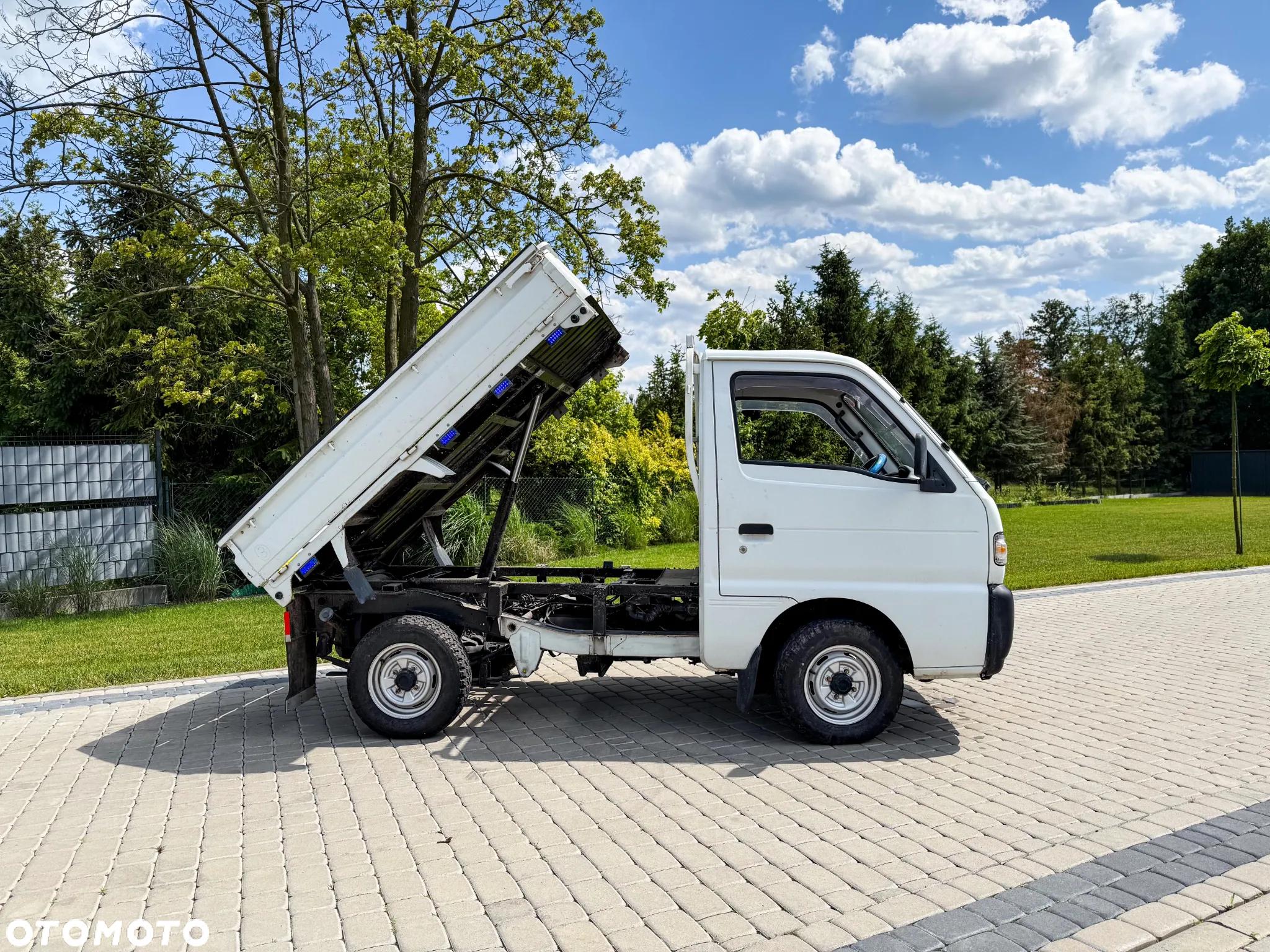 Suzuki Carry - 4