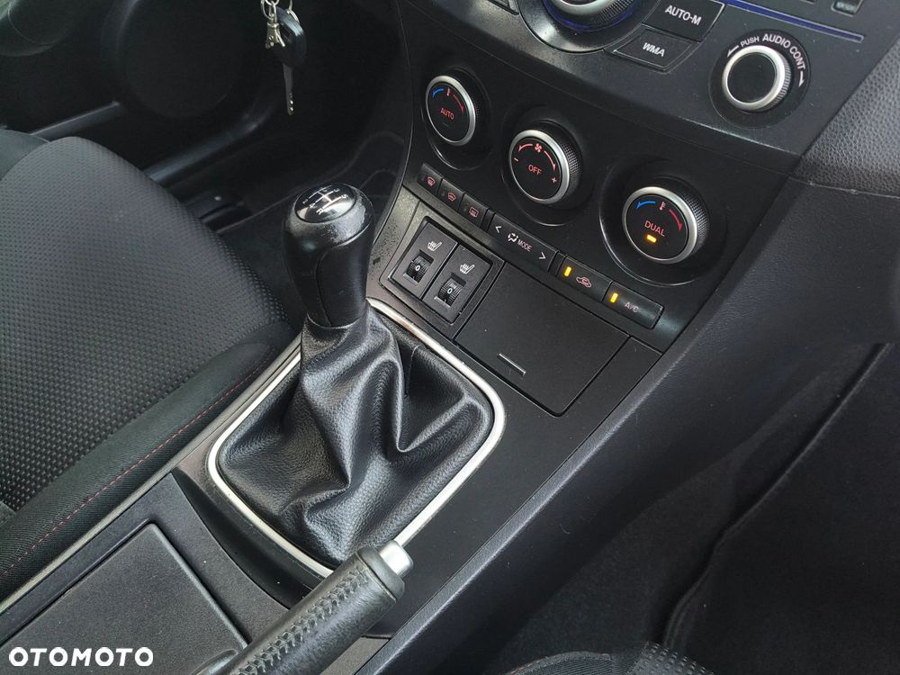 Mazda 3 1.6 Sport Exclusive - 15