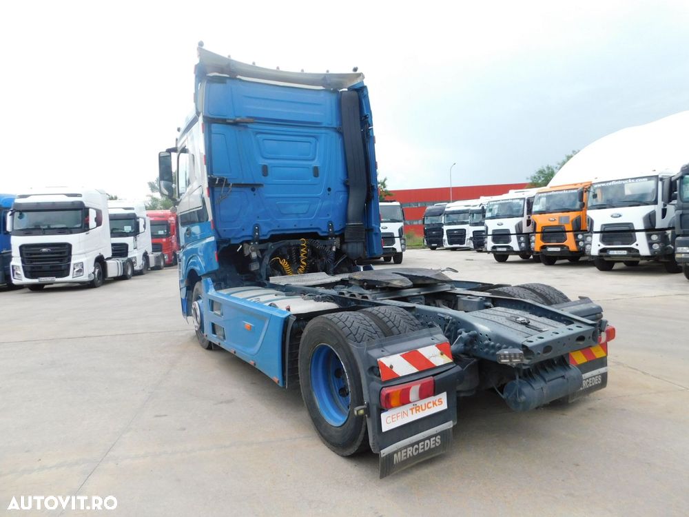 Mercedes-Benz Actros - 4
