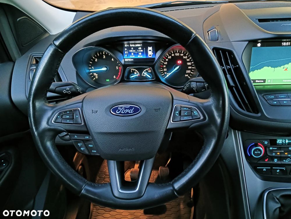 Ford Kuga - 13