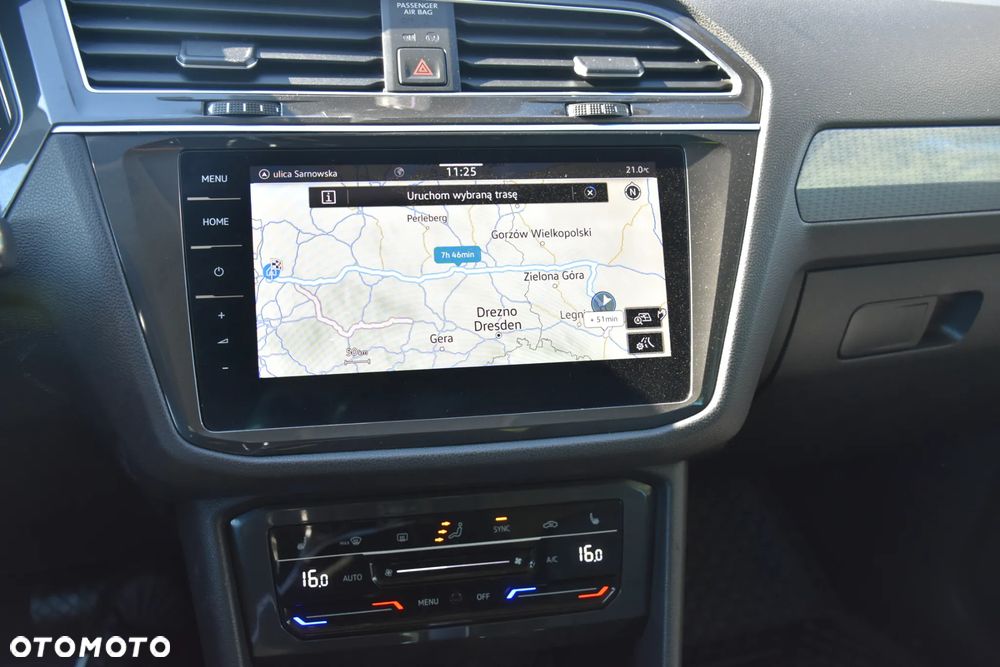 Volkswagen Tiguan - 18