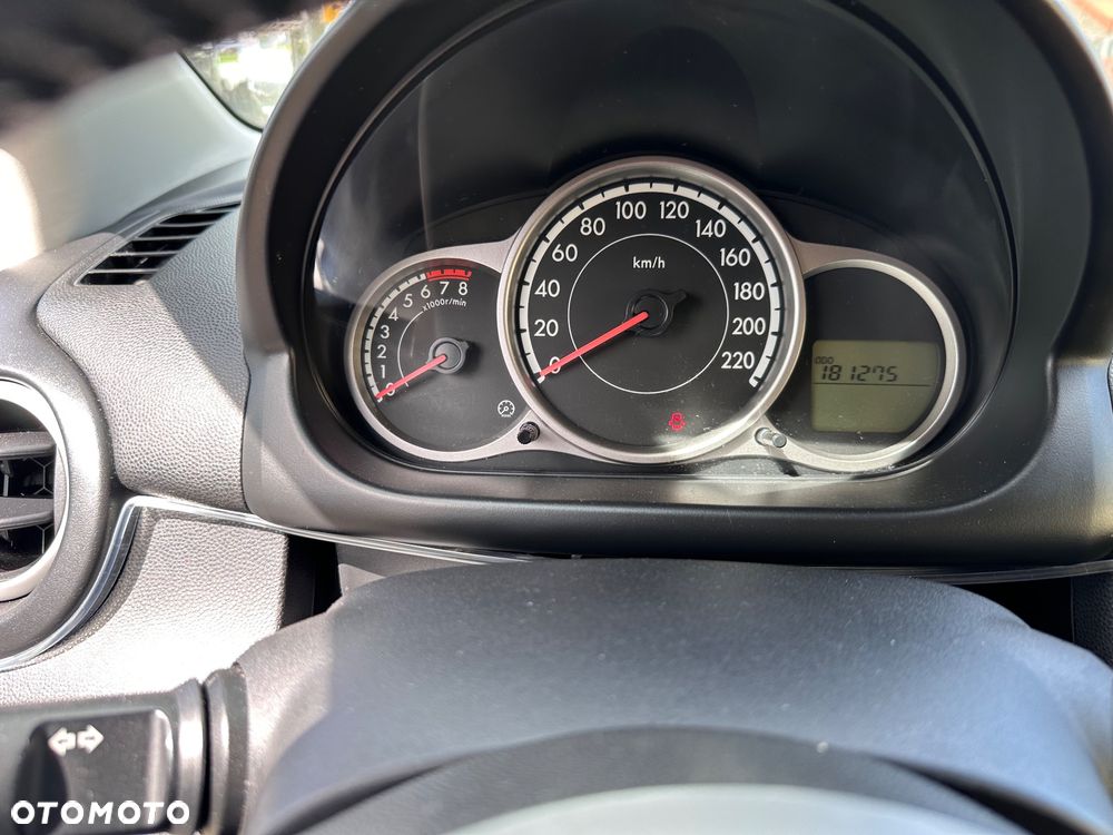 Mazda 2 1.3 Trend & Fun - 26