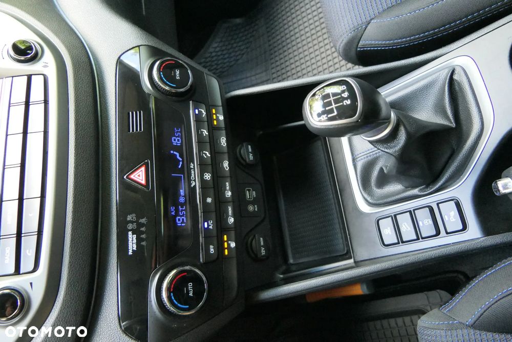 Hyundai Tucson 1.6 GDI BlueDrive Comfort 2WD - 27