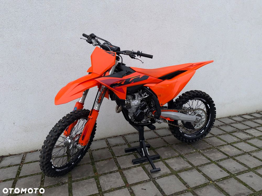 KTM SXF - 8