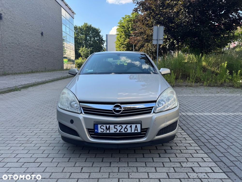 Opel Astra 1.6 Enjoy - 19