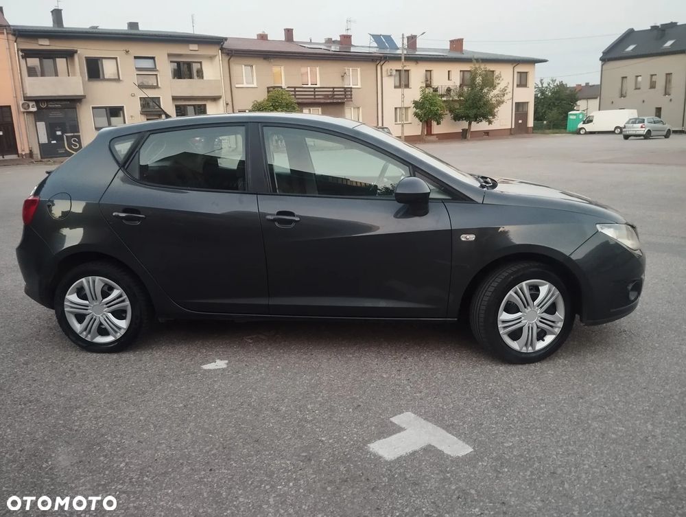 Volkswagen Polo - 4
