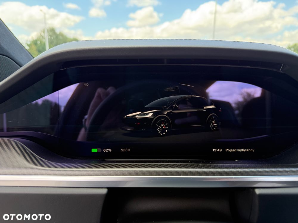 Tesla Model X Plaid - 13