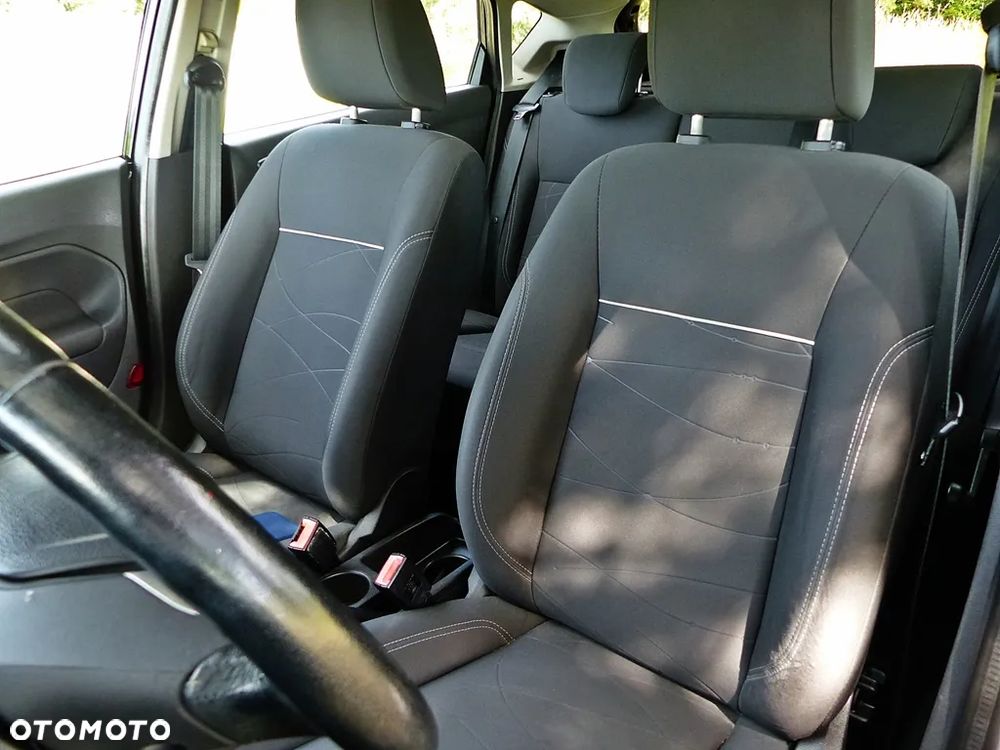 Ford Fiesta 1.25 Titanium EU5 - 20