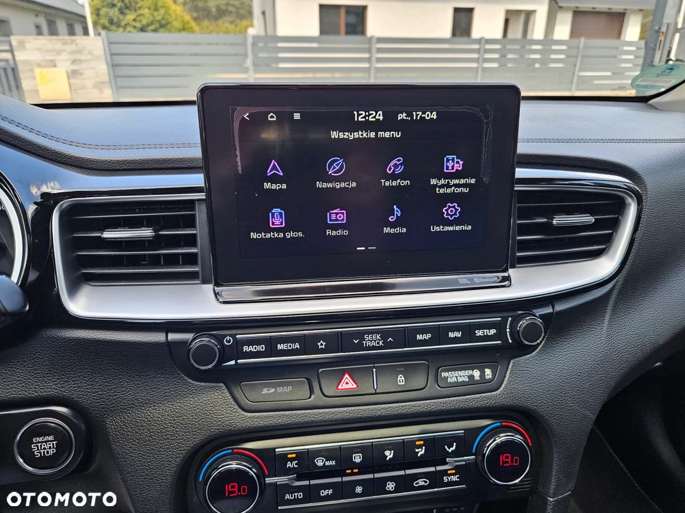 Kia Ceed 1.4 T-GDI DCT OPF Platinum Edition - 22