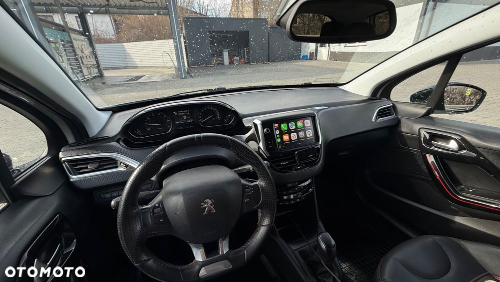 Peugeot 208 - 3